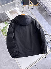 Louis Vuitton early release of the 2026 Autumn/Winter new men's reversible jacket black - 3