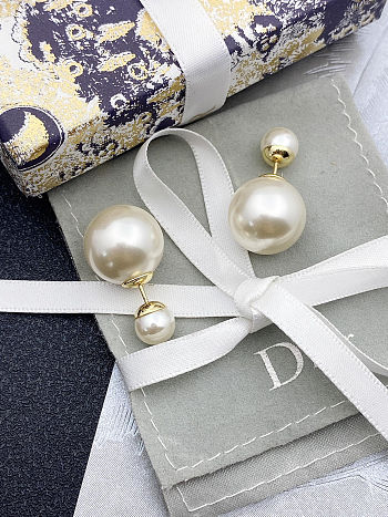 Dior Classic Large and Small Pearl Stud Earrings