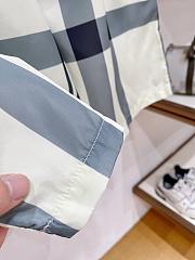 Burberry Check Silk Twill Shorts Cream - 4