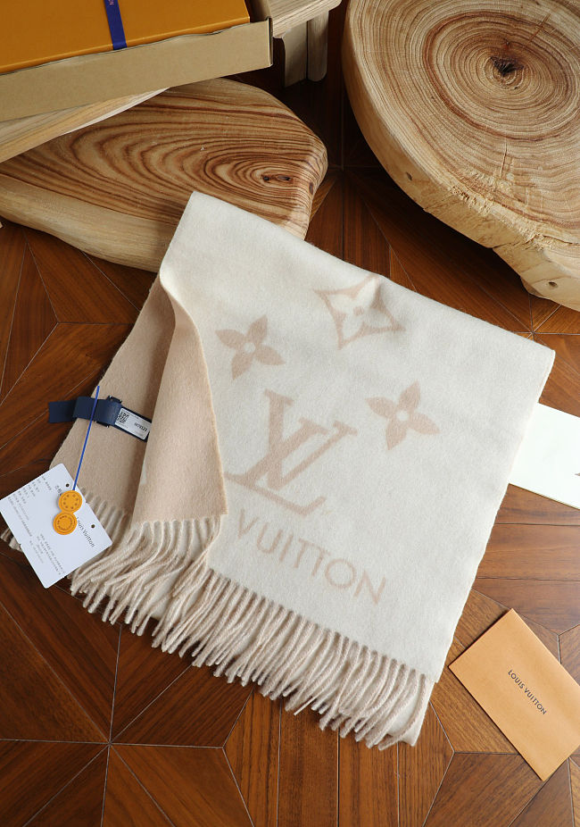 Louis Vuitton Reykjavik Scarf 170*45 cm - 1