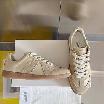 Maison Margiela Replica Sneakers Beige