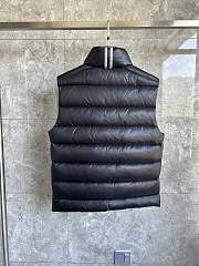 Canada Goose Crofton Down Vest Black Label  - 2