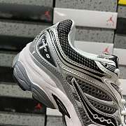 Saucony ProGrid Omni 9 - 5