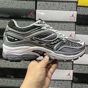 Saucony ProGrid Omni 9 - 1