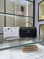 Chanel 26S Top Handle Vanity Case Grained Shiny Calfskin Black GHW 17x9.5x8 cm - 6