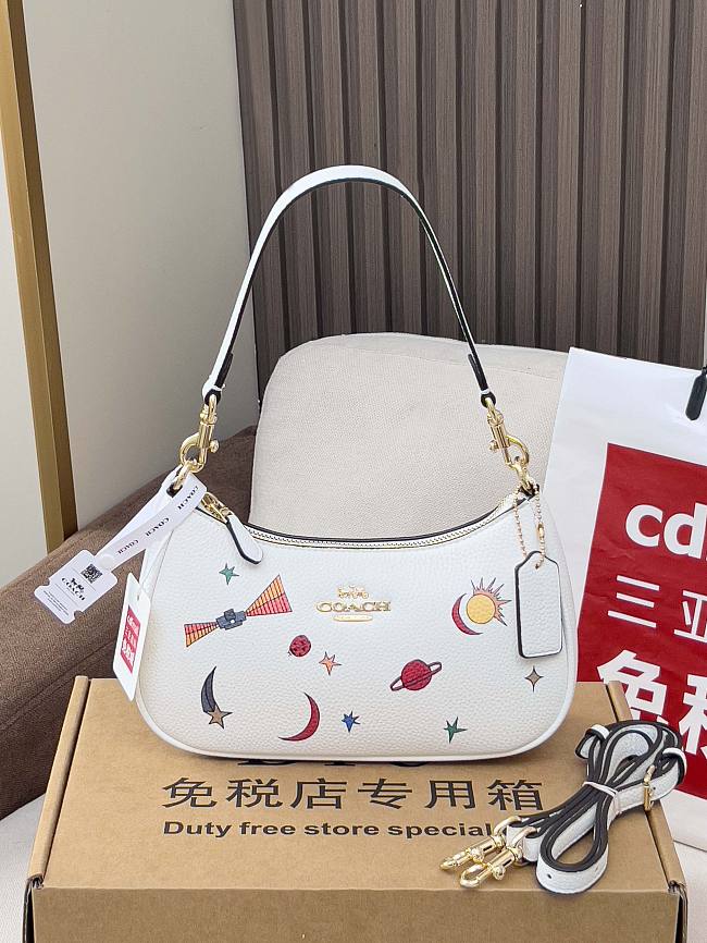 Coach Teri Shoulder Bag In Leather With Space Print 24.5 X 15.5 X 7.5cm - 1