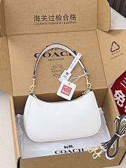 Coach Teri Shoulder Bag In Leather With Space Print 24.5 X 15.5 X 7.5cm - 6