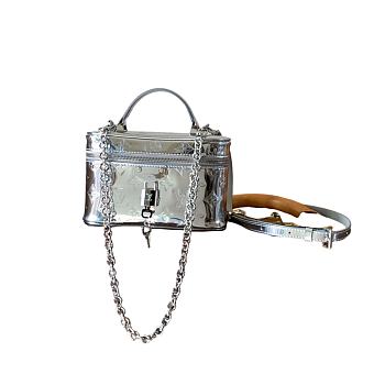 Louis Vuitton Vanity Chain Pouch Monogram Miroir Silver 11.5 x 6.5 x 19 cm
