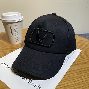 Valentino Garavani VLogo Signature Baseball Cap