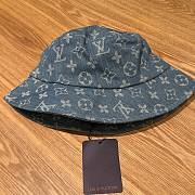 Louis Vuitton Monogram Essential Bucket Hat - 2